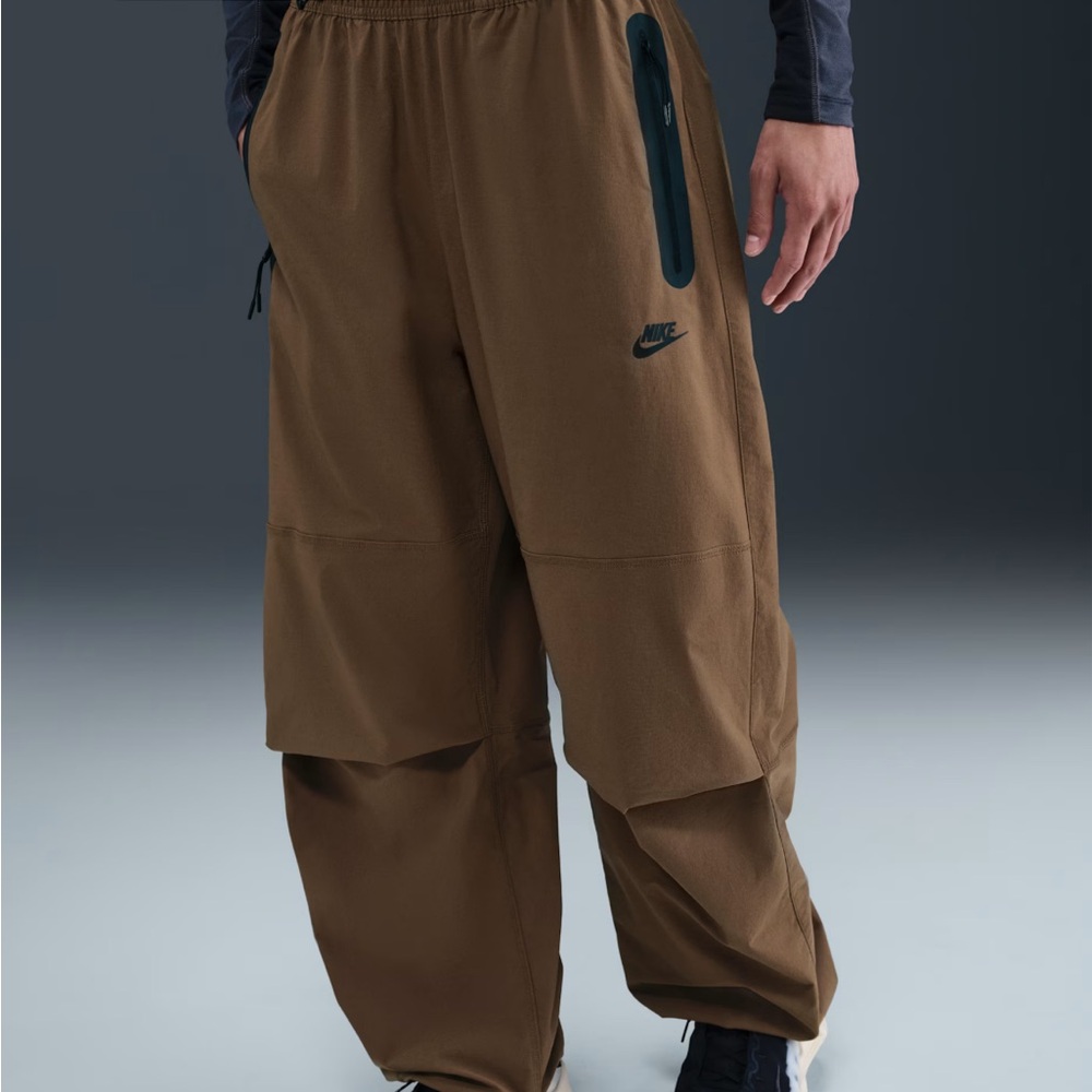 Nike Men's oversized cargo pants